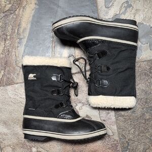 Sorel Black and Cream Snow Boots